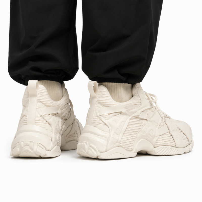 Sneakers Homme en Mesh Texturé – Noir ou Écru